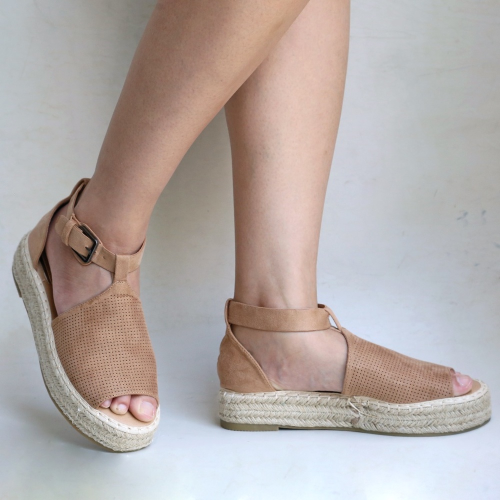 Brown Peep Toe Flatform Espadrille Sandals NIB - Picture 3 of 3